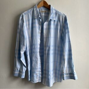 Men’s beautiful Burberry shirt
